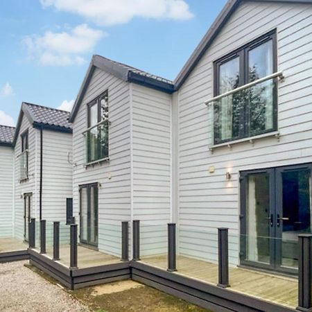 Fell End Hotel Milnthorpe Exterior photo