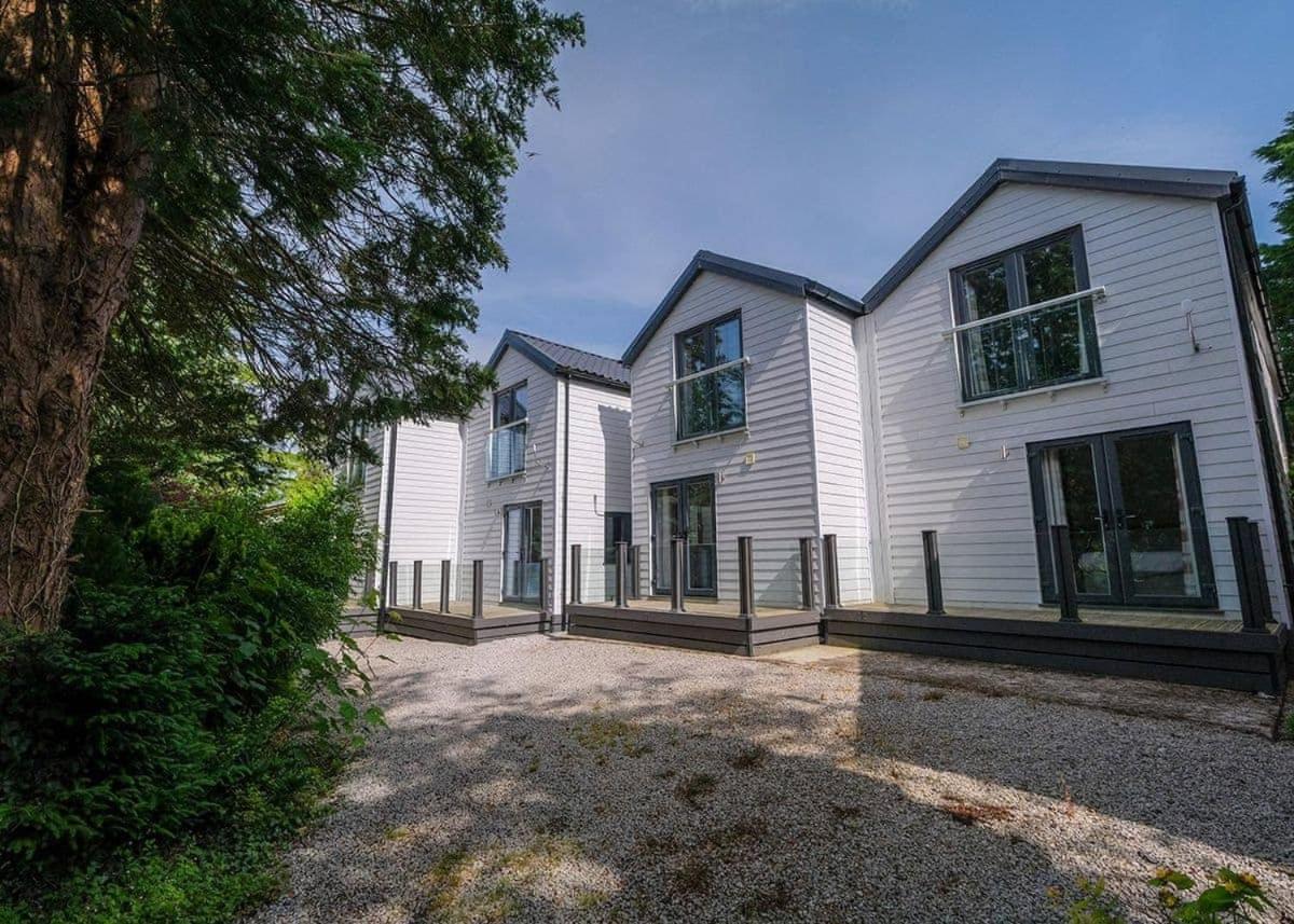 Fell End Hotel Milnthorpe Exterior photo